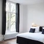 ゲストハウス モークム スイーツ アムステルダム