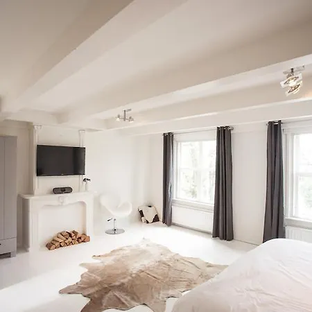 Bed & Breakfast Mokum *
